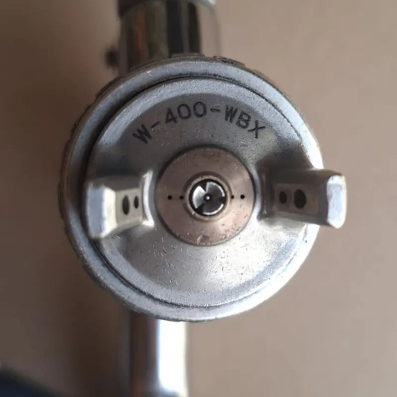 Pistol de vopsit profesional W-400 WBX Anest Iwata second hand